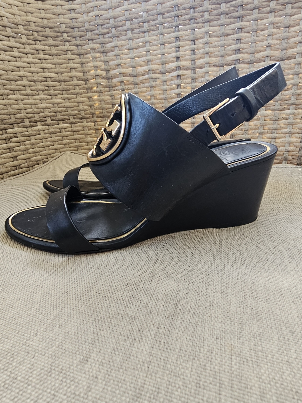 Tory Burch Black Leather Logo Slingback Sandals - Picture 3 of 9
